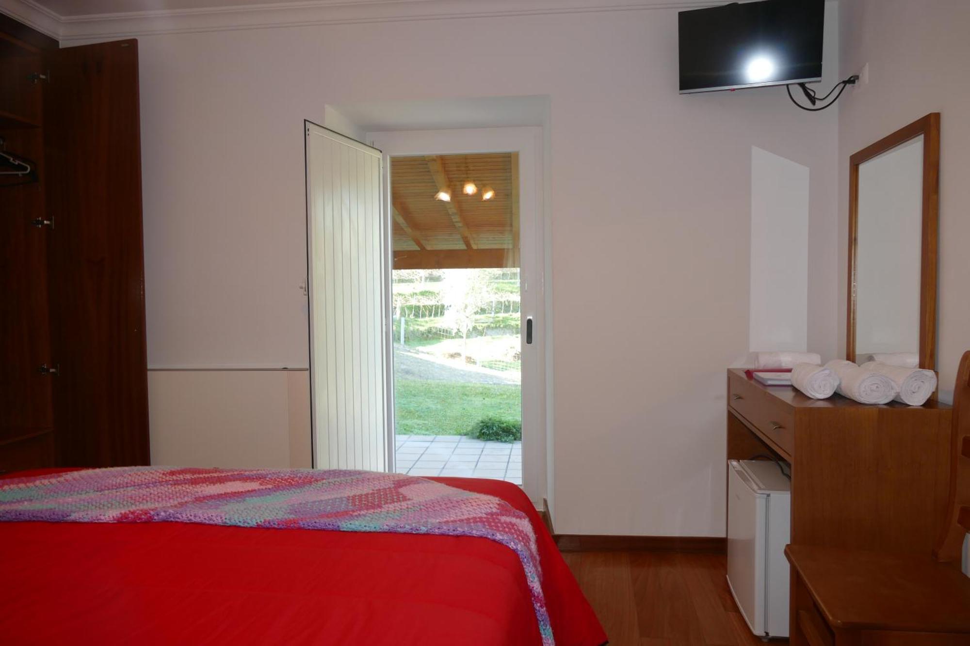 Casa Nos Penedos Guest House Arcos de Valdevez Ngoại thất bức ảnh